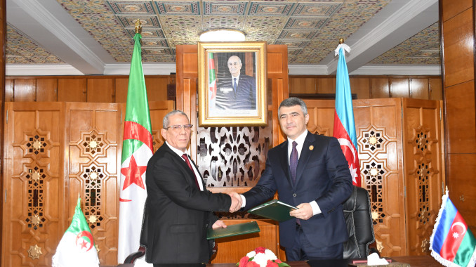 A Memorandum of Understanding was signed between the Supreme Court of the Republic of Azerbaijan and the Supreme Court of the People's Democratic Republic of Algeria