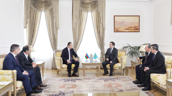 Qazaxıstanın Ali Məhkəmə Şurası yanında Ədalət Akademiyasının rəhbərliyi ilə görüş keçirilib