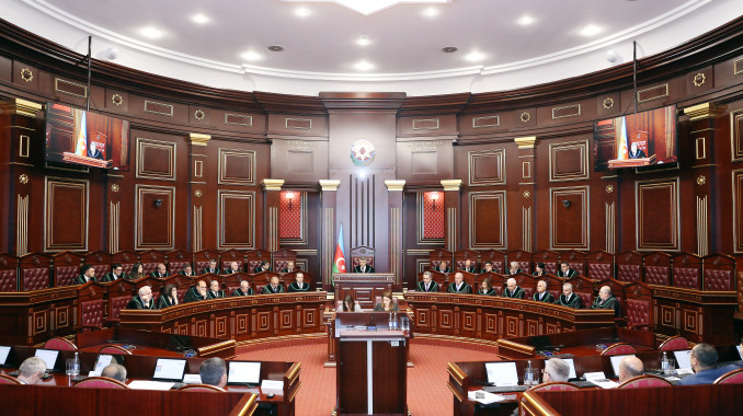Ali Məhkəmə Plenumunun növbəti iclası keçirilib