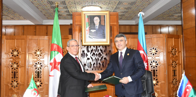 A Memorandum of Understanding was signed between the Supreme Court of the Republic of Azerbaijan and the Supreme Court of the People's Democratic Republic of Algeria