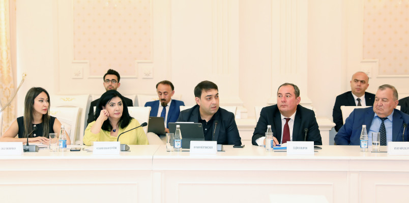 Ali Məhkəmədə etimad hüququnun qorunması və inzibati praktikada bərabər yanaşma məsələləri müzakirə olunub