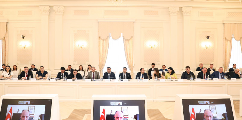 Ali Məhkəmədə etimad hüququnun qorunması və inzibati praktikada bərabər yanaşma məsələləri müzakirə olunub