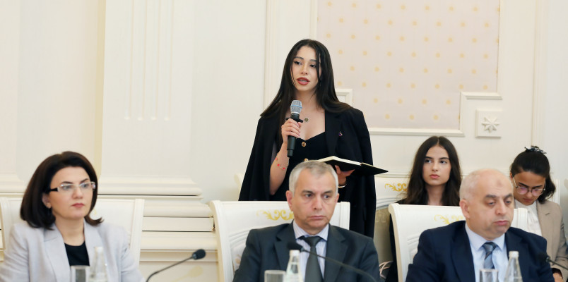 Ali Məhkəmədə etimad hüququnun qorunması və inzibati praktikada bərabər yanaşma məsələləri müzakirə olunub