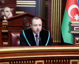 Ali Məhkəmə Plenumunun növbəti iclası keçirilib
