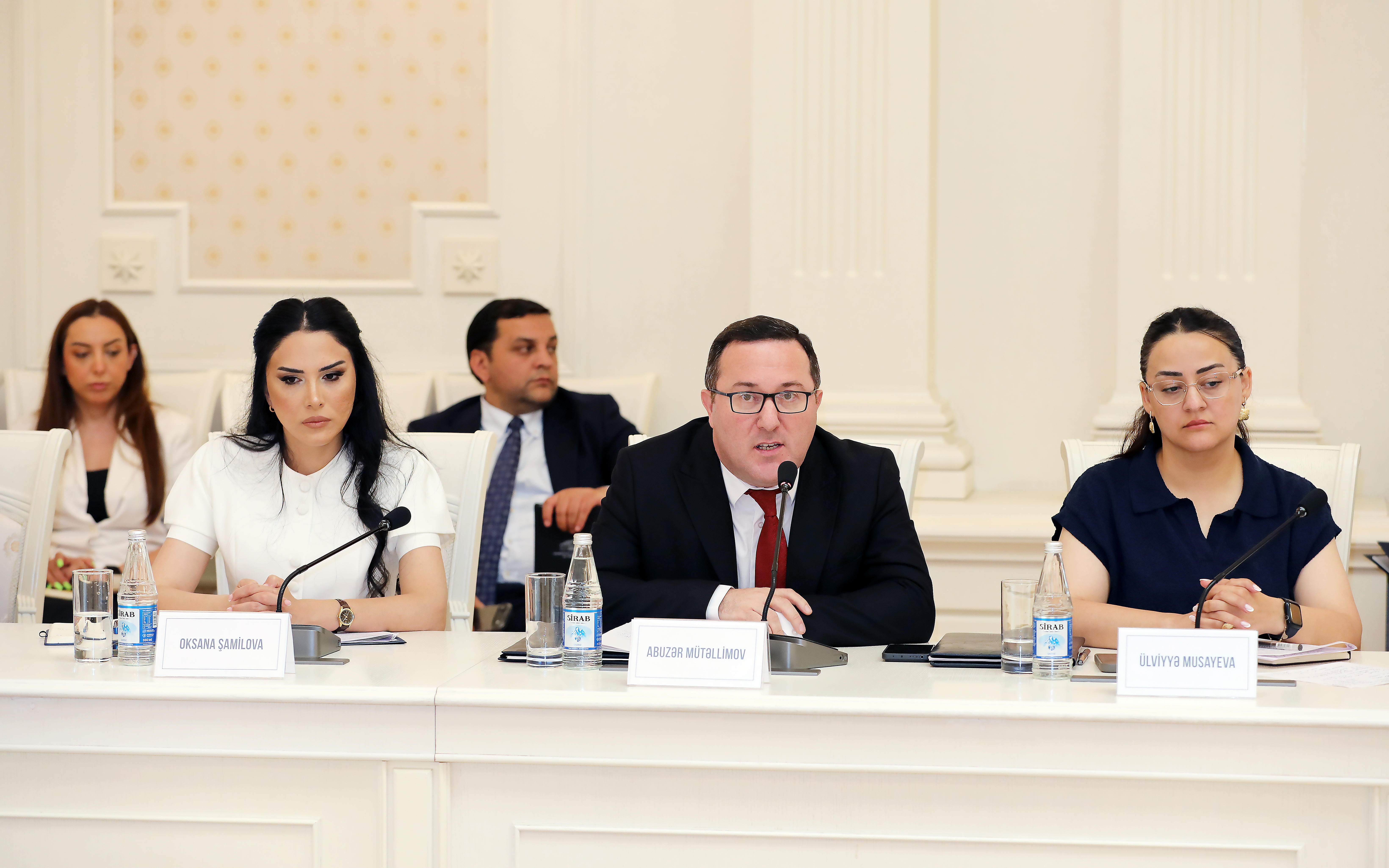 Ali Məhkəmədə etimad hüququnun qorunması və inzibati praktikada bərabər yanaşma məsələləri müzakirə olunub