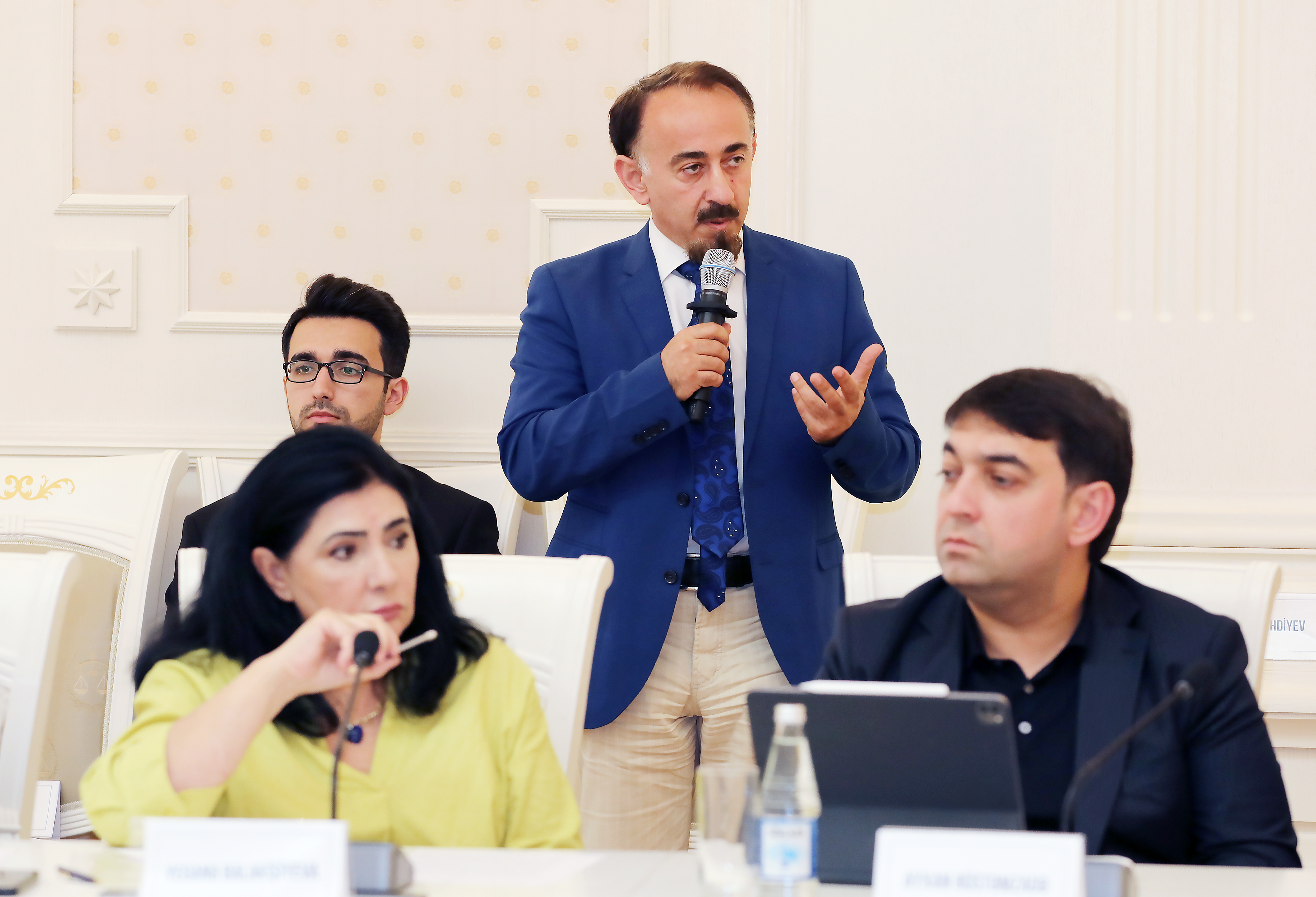 Ali Məhkəmədə etimad hüququnun qorunması və inzibati praktikada bərabər yanaşma məsələləri müzakirə olunub