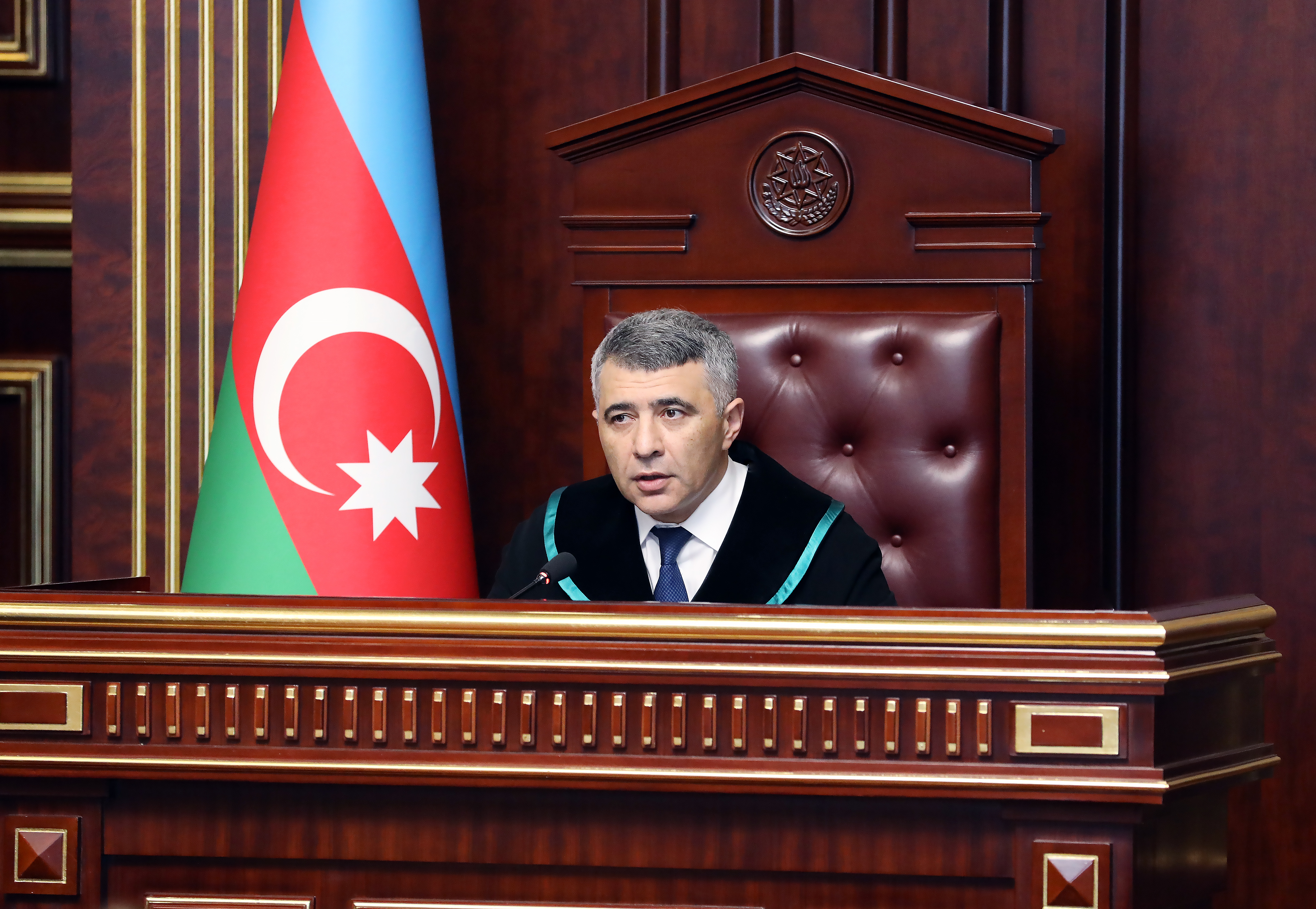 Ali Məhkəmə Plenumunun növbəti iclası keçirilib